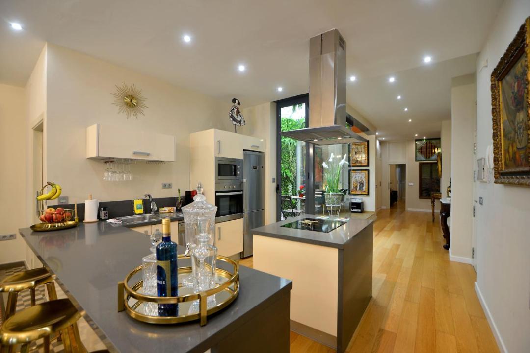Classic And Luxury- 2Bd 2Bth- Sierpes Sevilla Kültér fotó